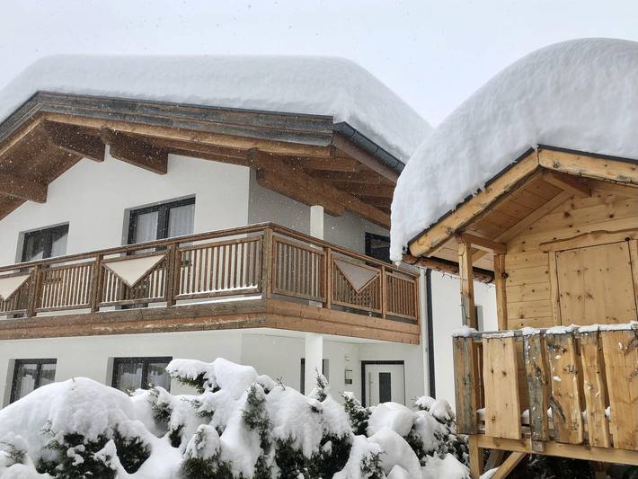 Ferienwohnung für 6 Personen, mit Balkon und Terrasse sowie Garten in Niederthai