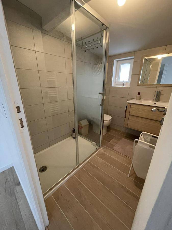 Location de vacances pour 6 personnes, avec Terrasse à Semussac - 4