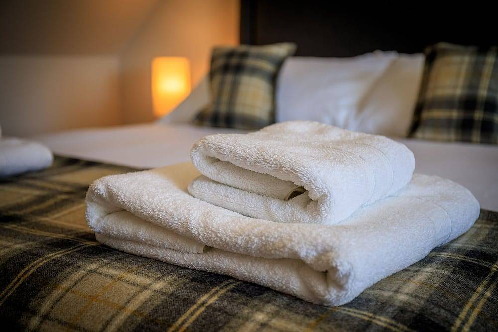 Cosy Cottage 2 minutes from the Beach! Free Parking. Pets welcome. in Nairn, Highlands
