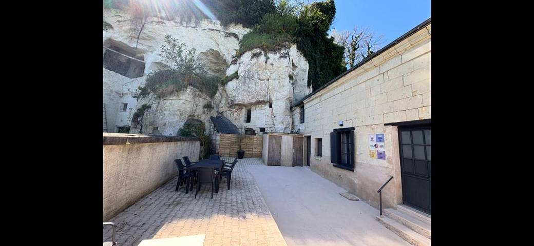 Location de vacances pour 6 personnes, avec jardin et vue à Turquant - 3