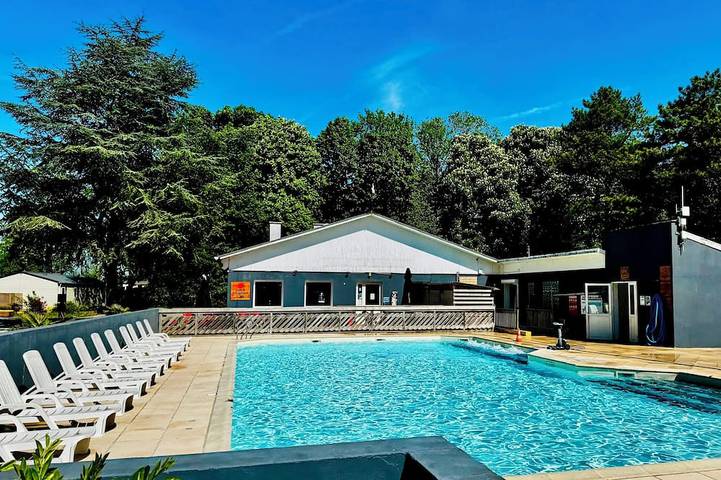 Camping pour 6 personnes à Camiers