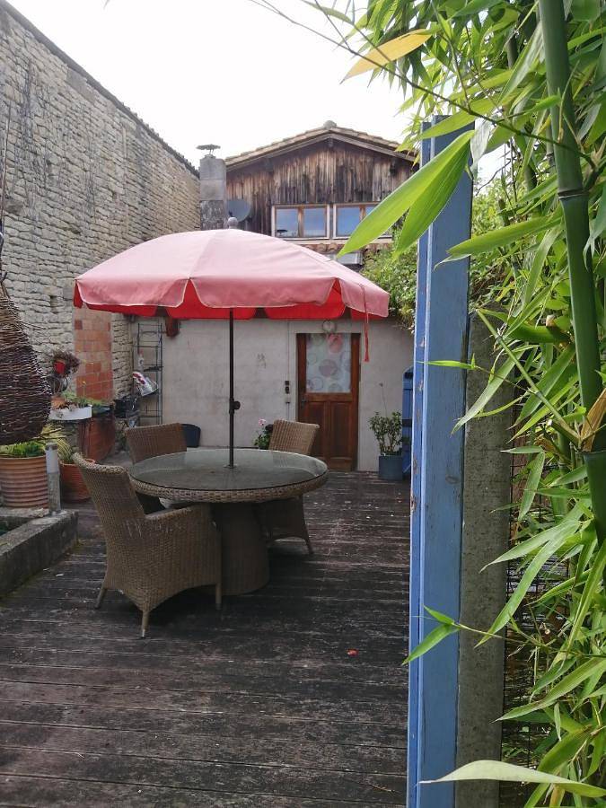 Gîte pour 2 personnes, avec jardin à Arçais - 3