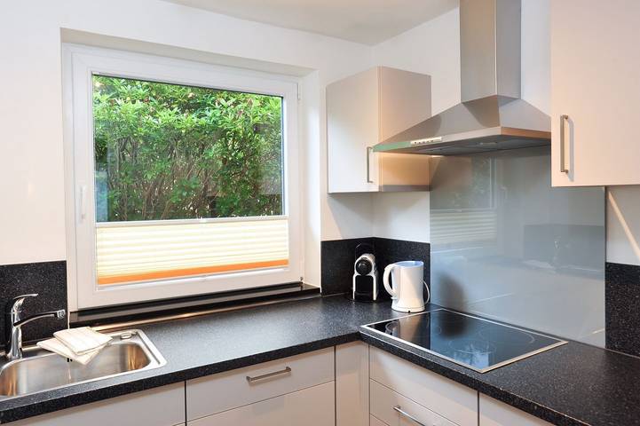 Ganze Wohnung, Großzügiges helles, modernes Appartement für bis zu 4 Pers., ruhig und zentral in Westerland, Sylt (Gemeinde)