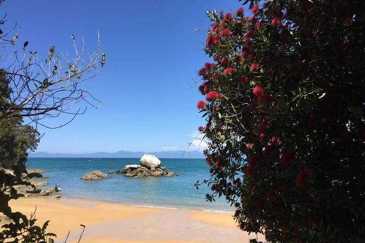 Holiday rental for 8 people, with garden and balcony in Kaiteriteri