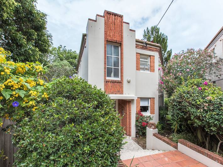 Appartement entier, Art Deco 2 chambres près ville et port in Neutral Bay, Sydney