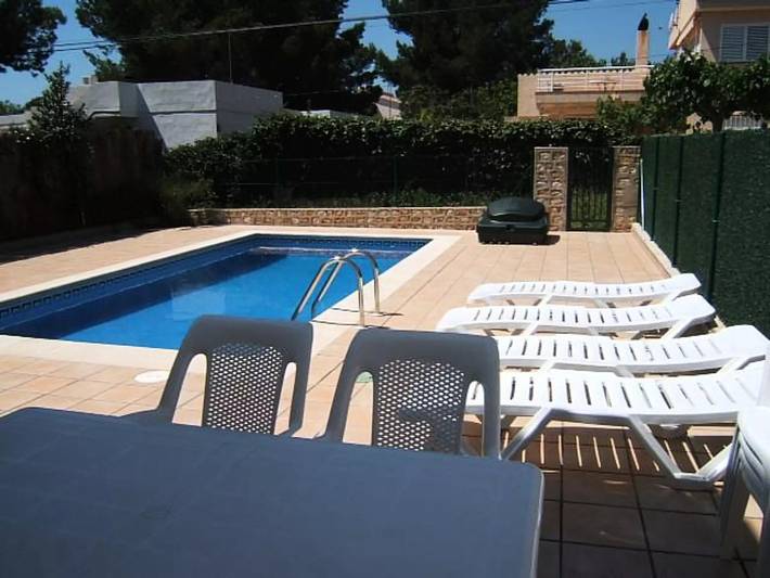 Villa pour 6 personnes, avec Terrasse et Jardin à Calafat