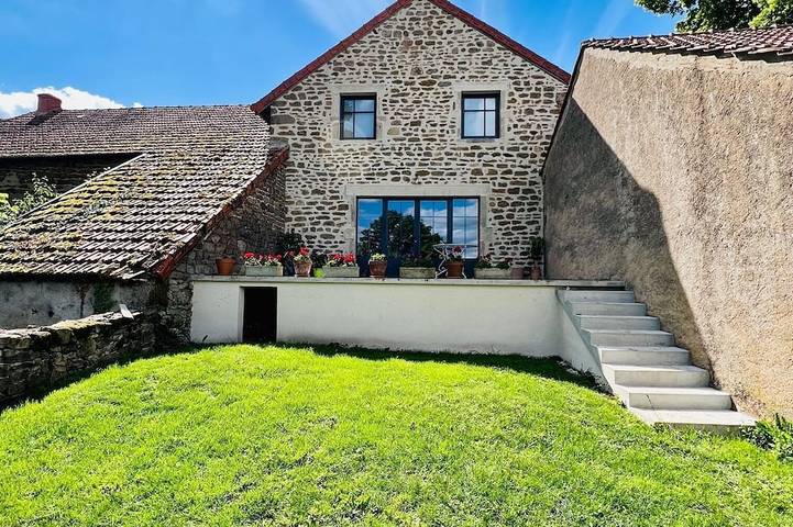 Location de vacances pour 5 personnes, avec Terrasse et Jardin dans Viévy