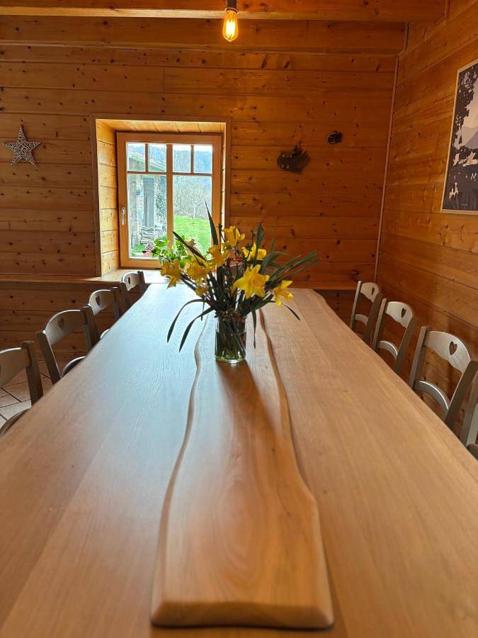Gîte pour 14 personnes, avec jardin et vue à Saint-Bresson - 4