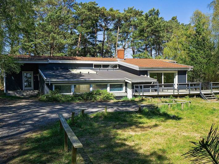 Ferienhaus für 14 Personen, mit Whirlpool und Pool sowie Sauna auf Bornholm