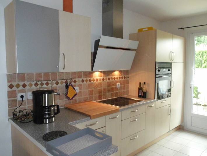 Location de vacances pour 4 personnes, avec Terrasse ainsi que Jardin et Piscine à Pierrevert - 4
