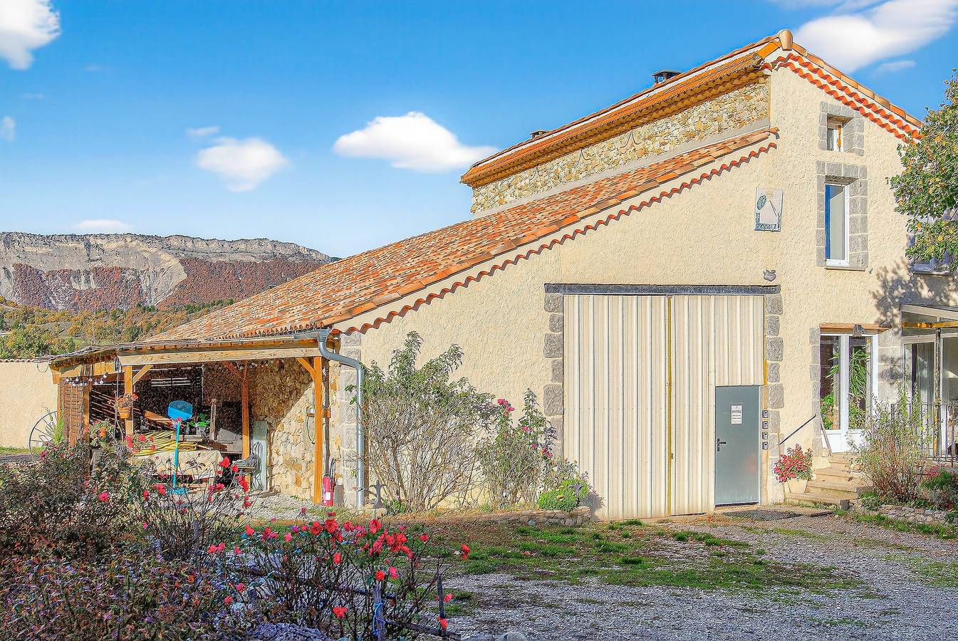 Gîte la grange du logis in Laragne-Montéglin, Région de Gap