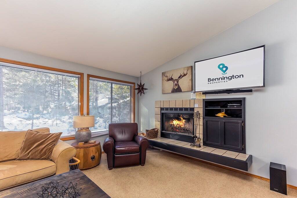 Zu Fuß zum Fort Rock, 3 Schlafzimmer, Single Level, Whirlpool, Fahrräder, Grill in Sunriver, Deschutes County