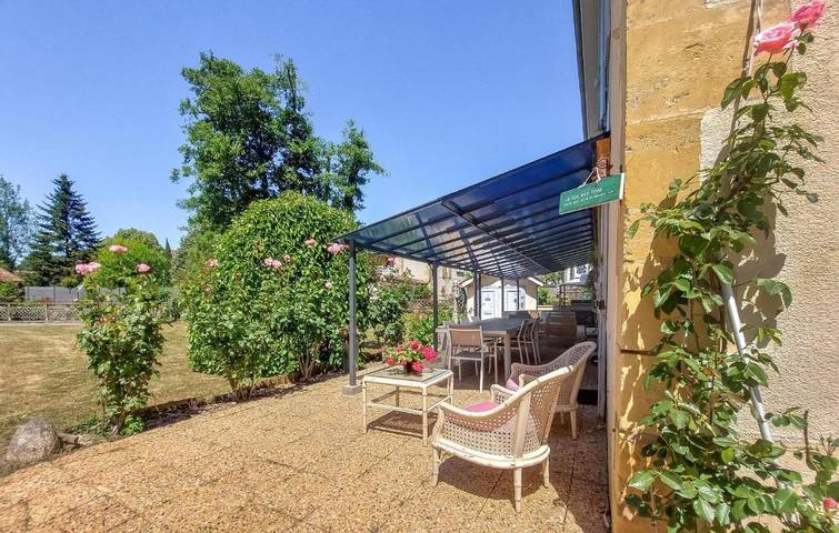 Location de vacances pour 11 personnes, avec Piscine à Couze-et-Saint-Front - 3