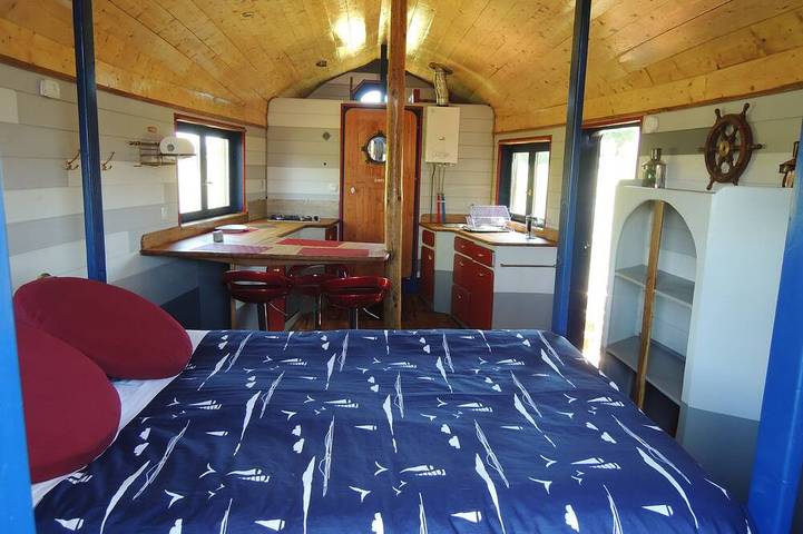 Péniche pour 3 personnes, avec jardin et terrasse en Bretagne - 2