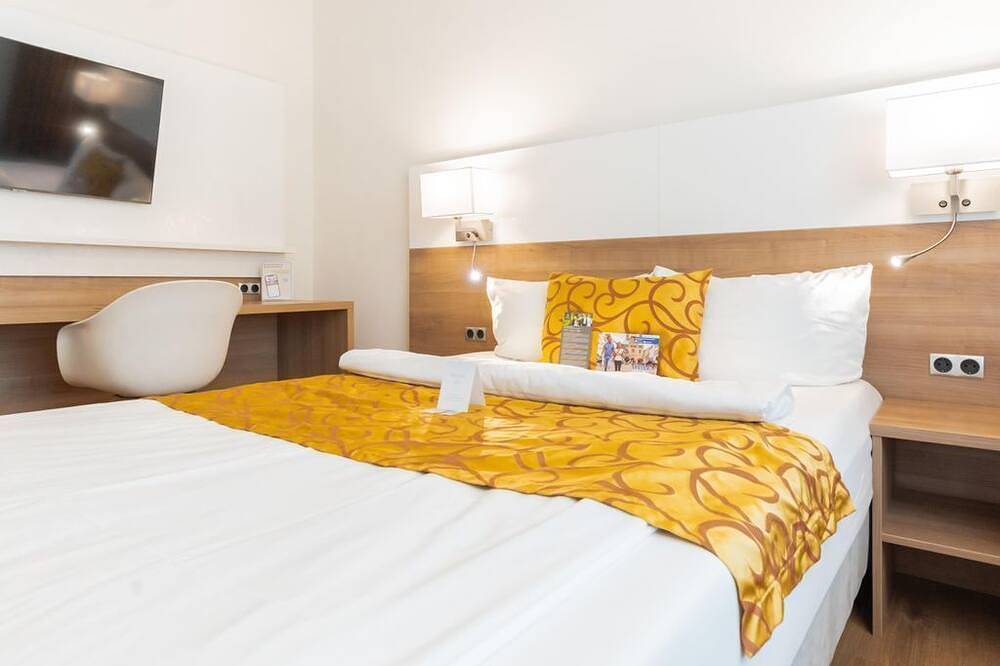 Ganze Wohnung, Standardzimmer - Size: S(mall) - Hotel & Living Am Wartturm in Speyer, Rheinebene