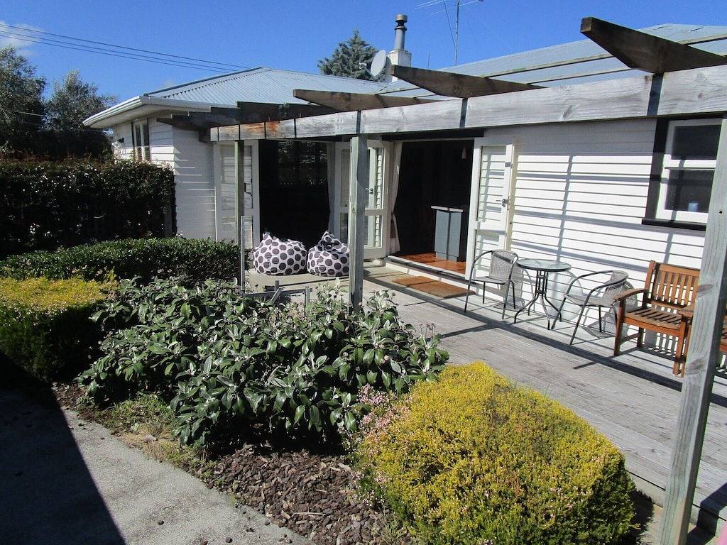 Holiday Home for 6 People in Martinborough, Wellington