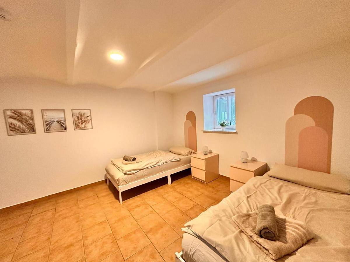Ganze Wohnung, Two-Bedroom Apartment in Haiger, Naturpark Lahn-Dill-Bergland