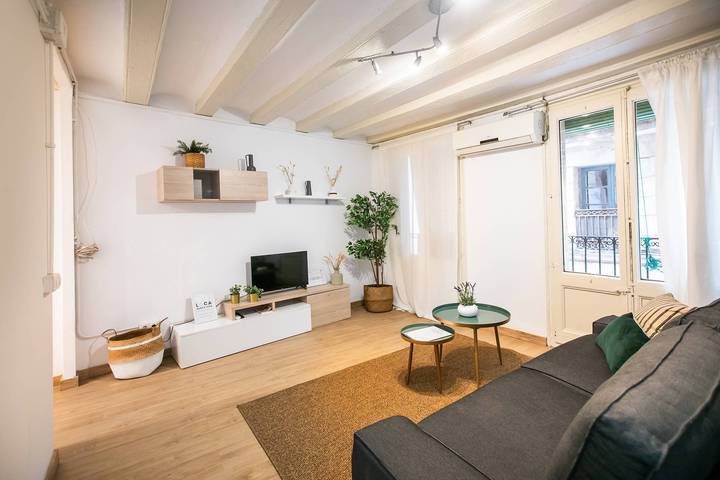 Ferieleilighet for 6 personer, med balkong - 1