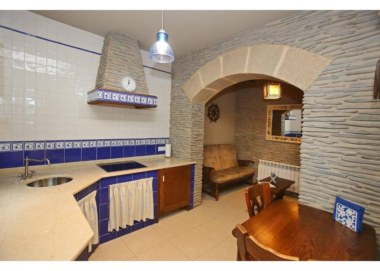 Ferienwohnung 'Apartamento 2' mit Bergblick, Gemeinschaftsterrasse und Wi-Fi in Castropol, Costa Verde (Spanien)