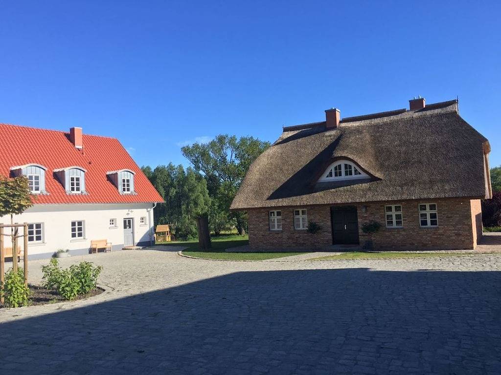 Hytte i Vilmnitz med svømmebasseng in Vilmnitz, Putbus