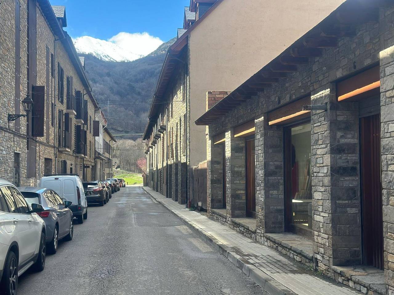Apartamento vacacional entero, Winahost Apartamento Temporal Esterri d'Àneu in Esterri de Aneu, Pirineo Catalan