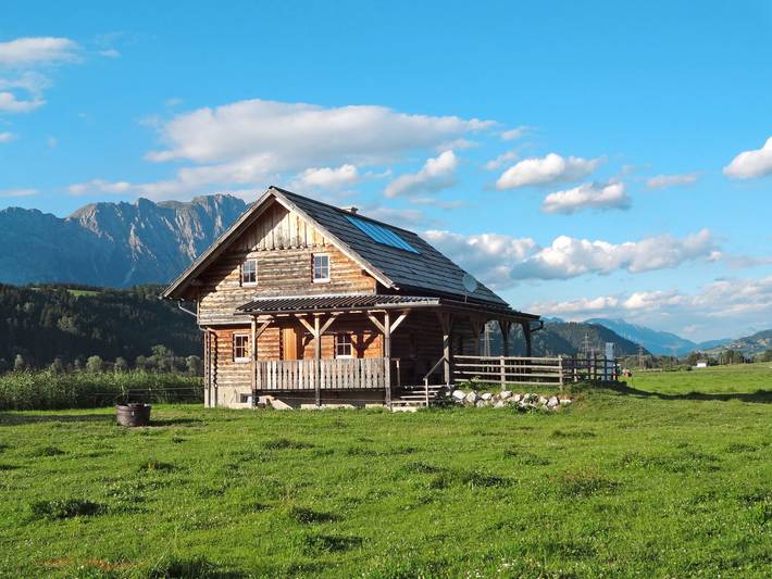 Ferienhaus für 10 Personen, mit Terrasse und Garten sowie Ausblick