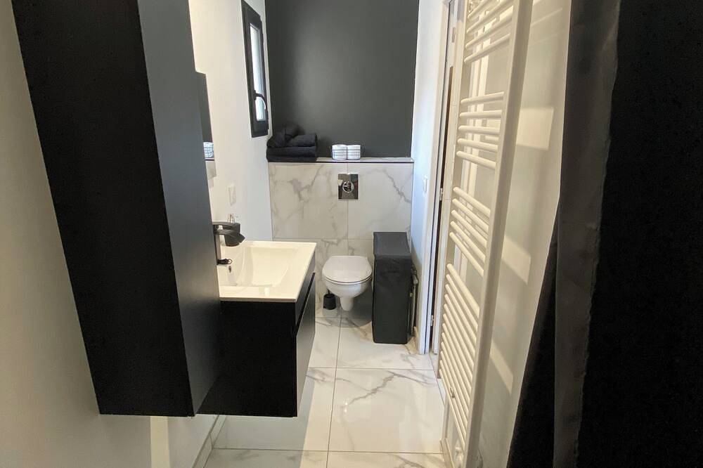 Apartamento entero, Modern studio on one level La Valette du var parking and small garden in La Valette-du-Var, Region de Toulon