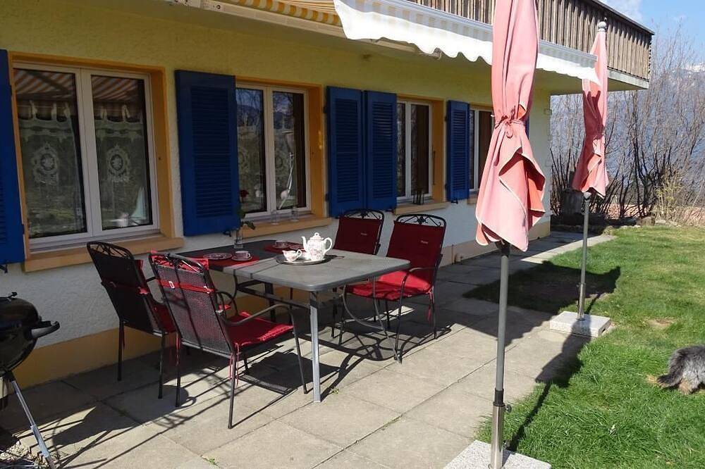 Ferienwohnung Aeschi b. Spiez für 1 - 3 Personen mit 2 Schlafzimmern - Ferienwohnung in Ein- oder Me in Aeschi bei Spiez, Thunersee
