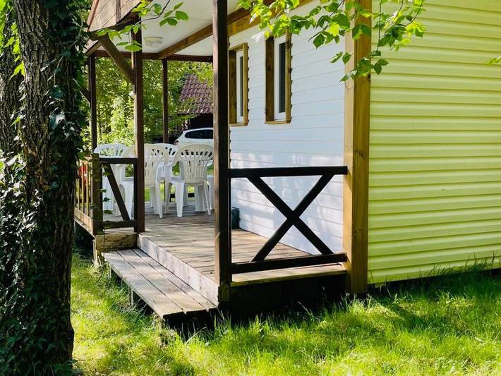 Location de vacances pour 5 personnes, avec piscine et terrasse, animaux acceptés à Camon - 2