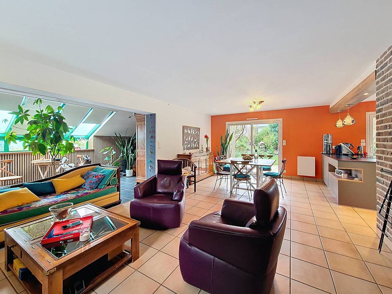 Maison Accueillante 110m² Proche Port d'Étel avec Jardin et Parking in Étel, Côte des Mégalithes