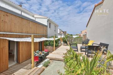 Gîte pour 6 personnes, avec terrasse et jardin dans Plage de La Paracou