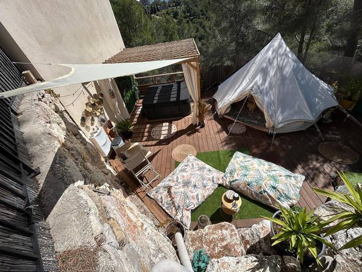 Gîte pour 2 personnes, avec jacuzzi ainsi que terrasse et jardin à Cantaron - 4