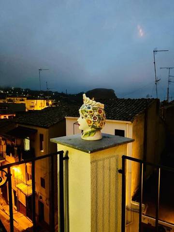 Chambre d’hôte pour 2 personnes, avec balcon à Corleone