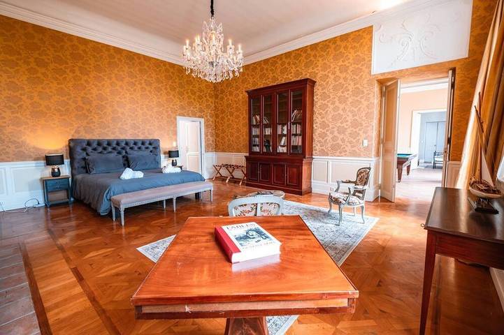 Location de vacances pour 14 personnes, avec jardin et terrasse à Corbarieu - 3