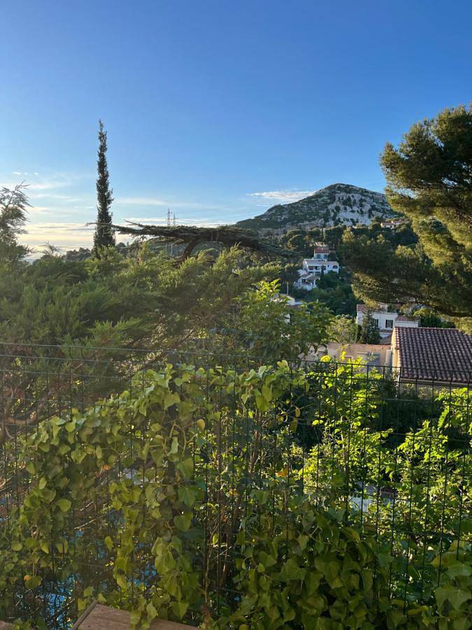 Chambre d’hôte pour 2 personnes, avec piscine ainsi que jardin et vue dans Parc national des Calanques - 2