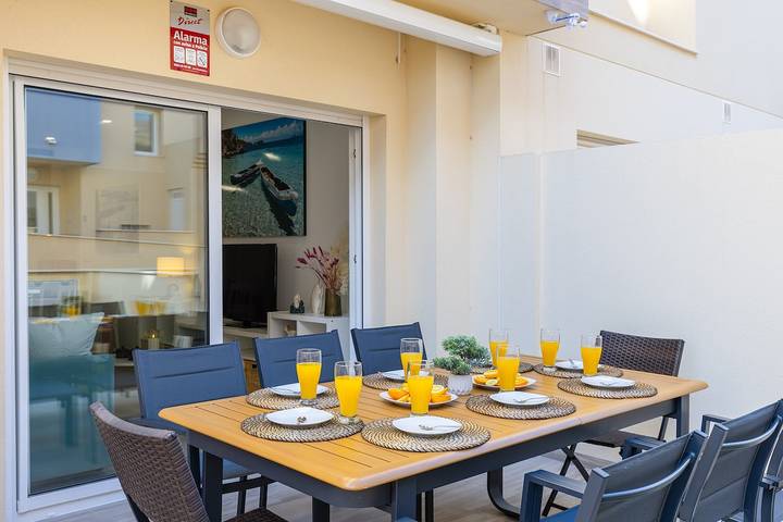 Villa für 10 Personen mit Garten in Los Miradores del Puerto, San Javier