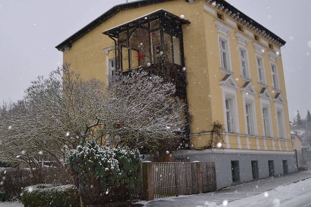 Ganze Wohnung, Ferienwohnung mit Balkon im Zentrum von Eberwalde in Eberswalde, Barnimerland Region