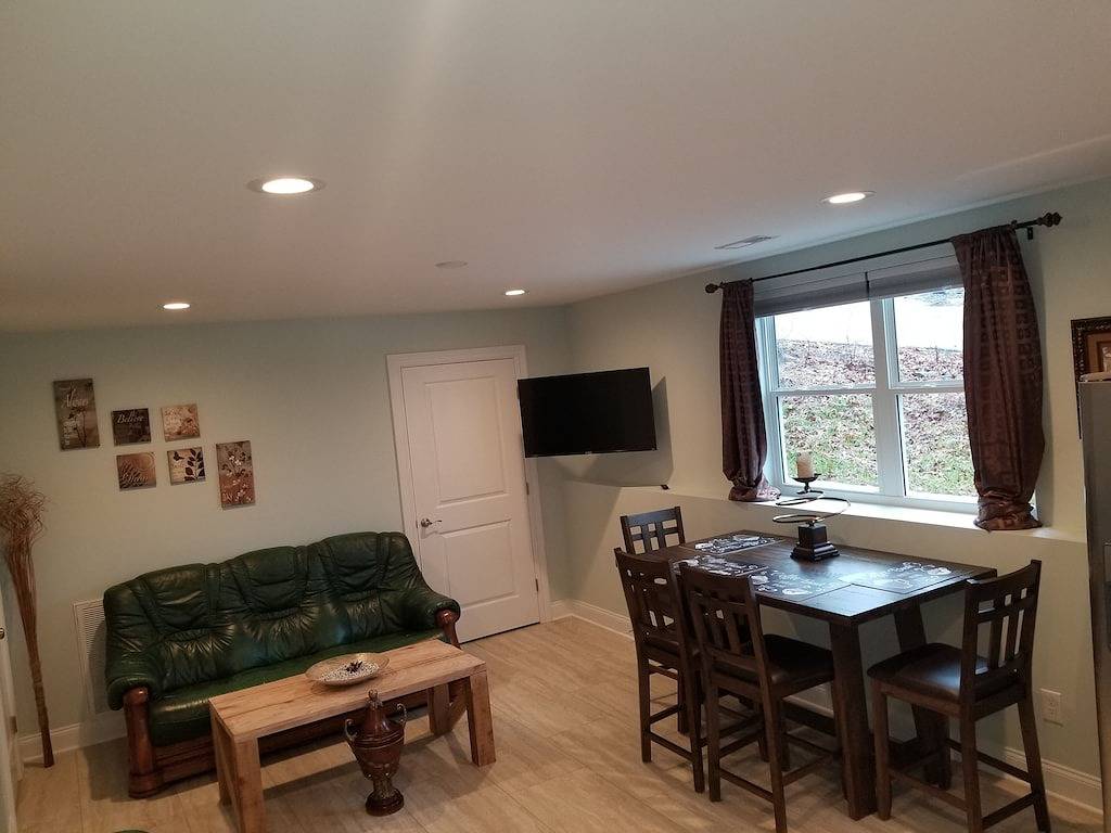 Ganze Wohnung, ***** Marvel escape to quaint downtown Waxhaw***** in Union County (NC)