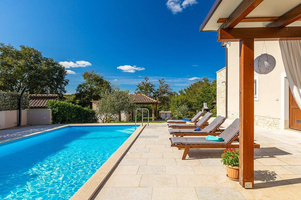 Maison de vacances pour 6 personnes avec terrasse in Beram, Pazin