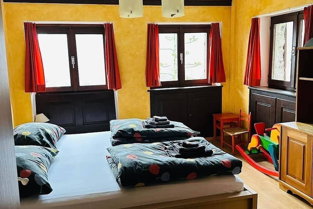 Ferienhaus für 6 Gäste mit 120m² in Cavigliano in Terre di Pedemonte, Tessiner Alpen