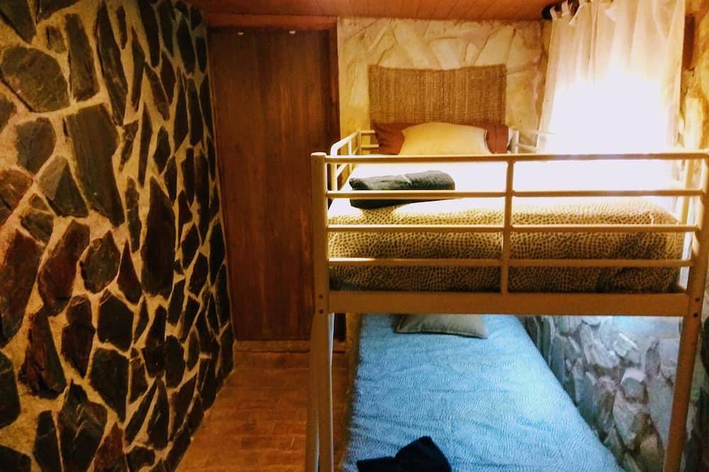 Self catering Casita de montaña con piscina for 4 people in Yecla, Murcia Inland