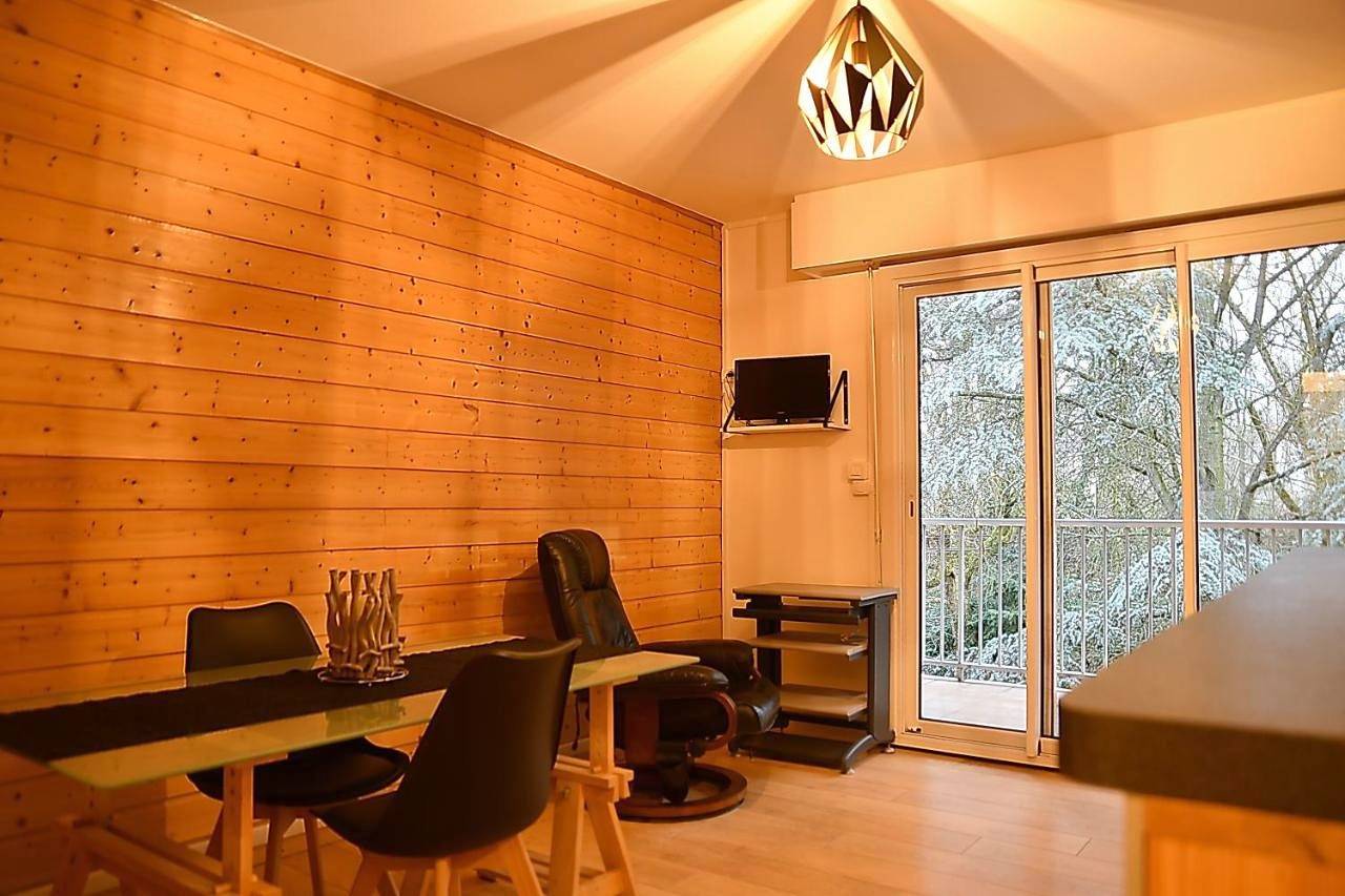 Appartement entier, F1 entier Cosy style Chalet Montgeron, Proche Paris in Montgeron, Essonne