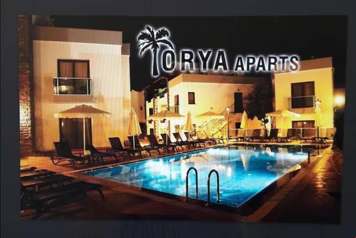 Appart’hôtel pour 3 personnes, avec jardin ainsi que piscine et vue