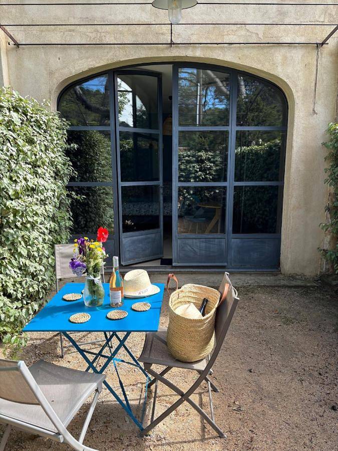 Location de vacances pour 16 personnes, avec piscine ainsi que terrasse et vue à Lafare - 2