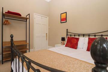 Log Cabin for 3 People in Hastings, East Sussex, Photo 2