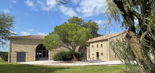 Gîte pour 15 personnes, avec terrasse et jardin à Saint-Félix-Lauragais