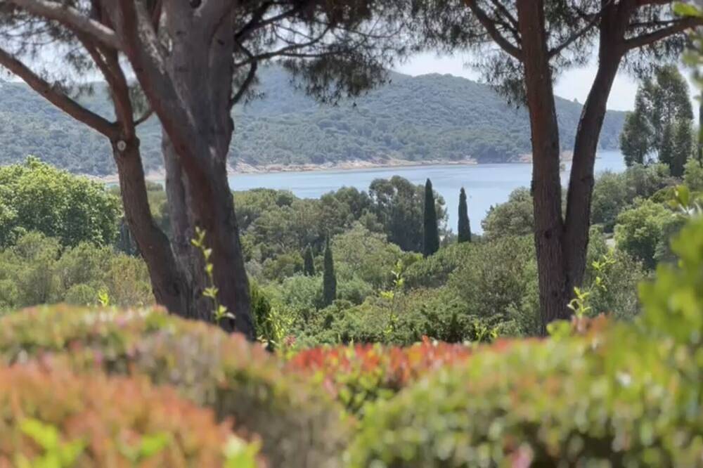 Apartamento entero, Apt 4 Pers. Sea View. Gigaro beach on foot. Croix Valmer Swimming Pool, Tennis in La Croix-Valmer, Parque nacional Port-Cros
