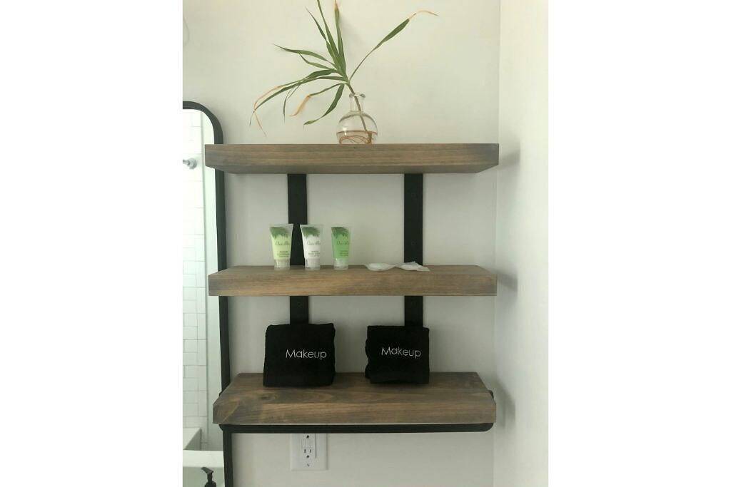 Arthouse, freshly renovated 2 bedroom residential in North Charleston, Charleston County