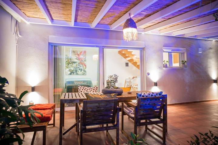 Gîte pour 6 personnes, avec vue et jardin dans Itéa