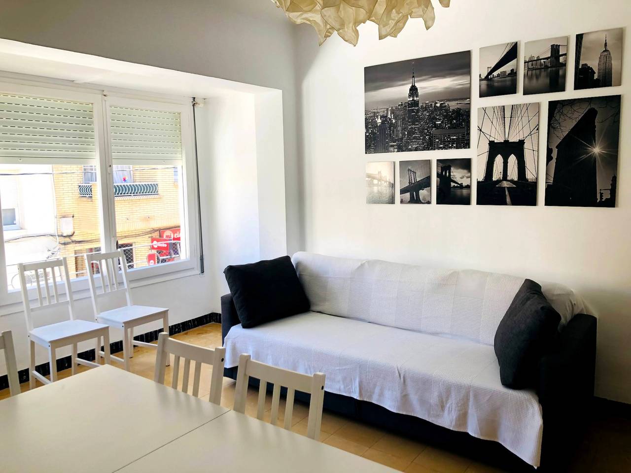 Sunandbed Cambrils – Spacious House in the Heart of Cambrils, Steps from the Beach in Cambrils, Costa Dorada